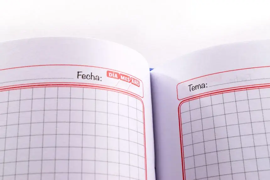 cuaderno-cosido-artesanal-carta-inmapel-margen-rojo-100h-10u-662.webp