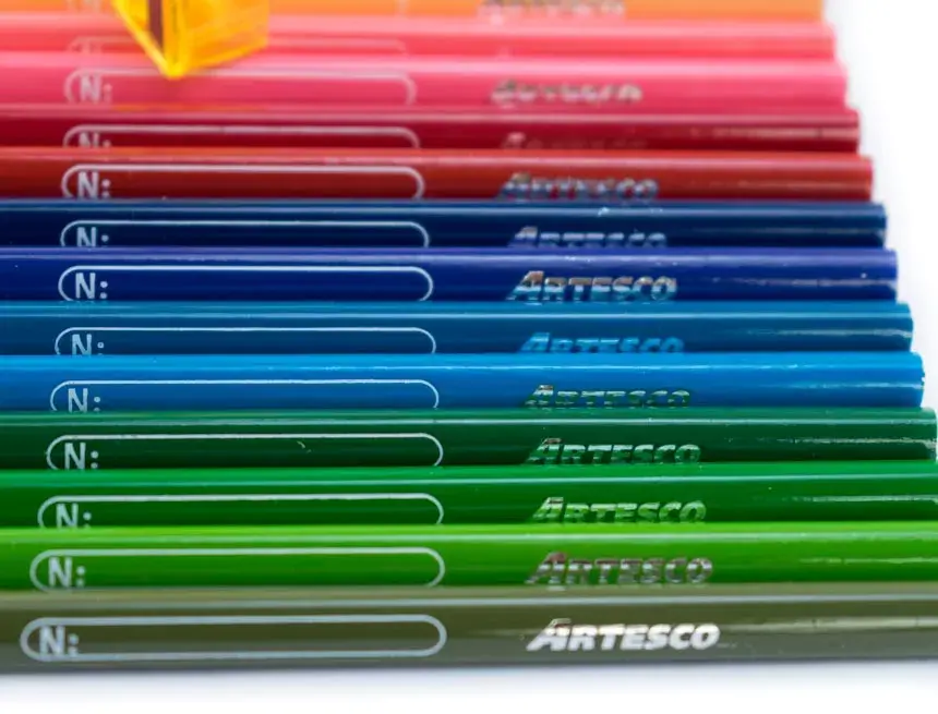 color-largo-artesco-24-colores-+-tajador-114.webp